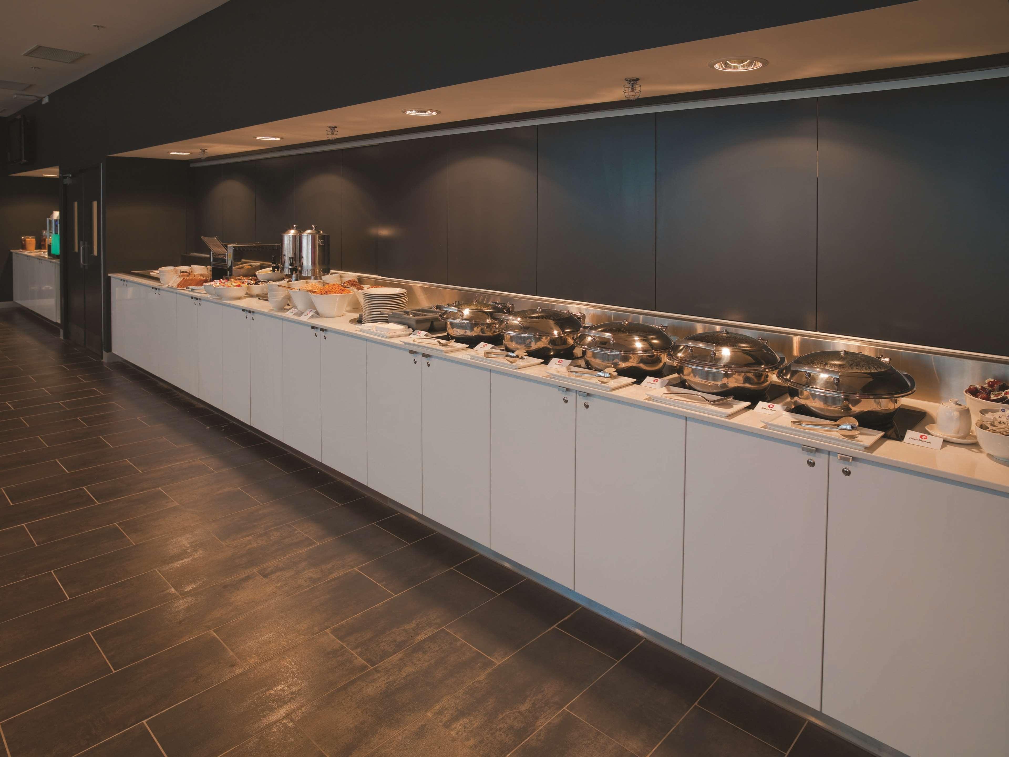 Travelodge Hotel Melbourne Docklands מראה חיצוני תמונה