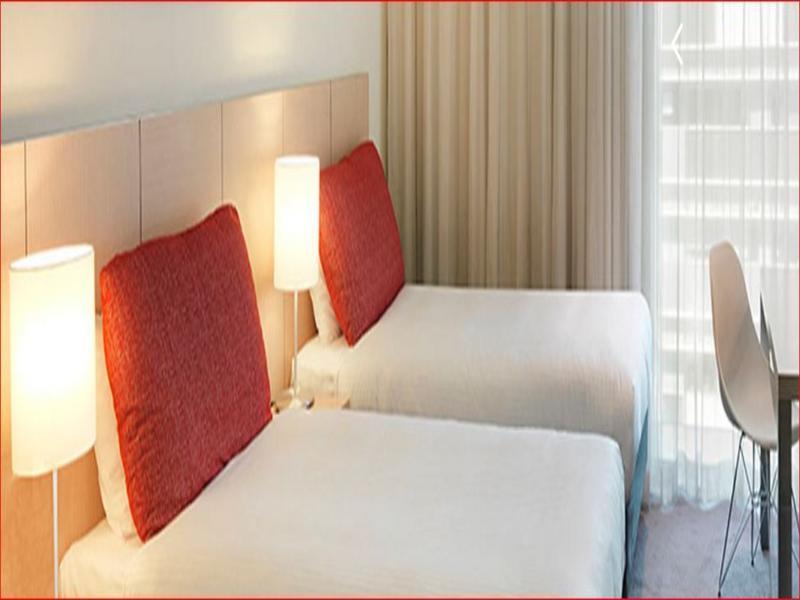 Travelodge Hotel Melbourne Docklands מראה חיצוני תמונה