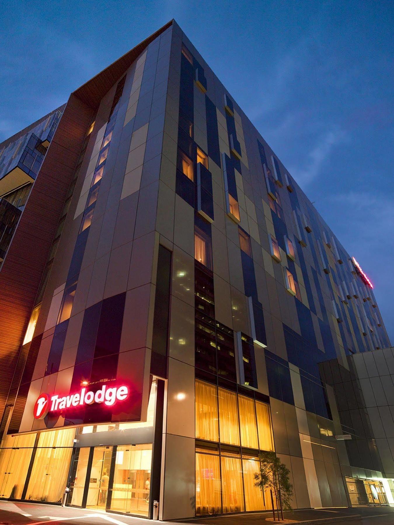 Travelodge Hotel Melbourne Docklands מראה חיצוני תמונה