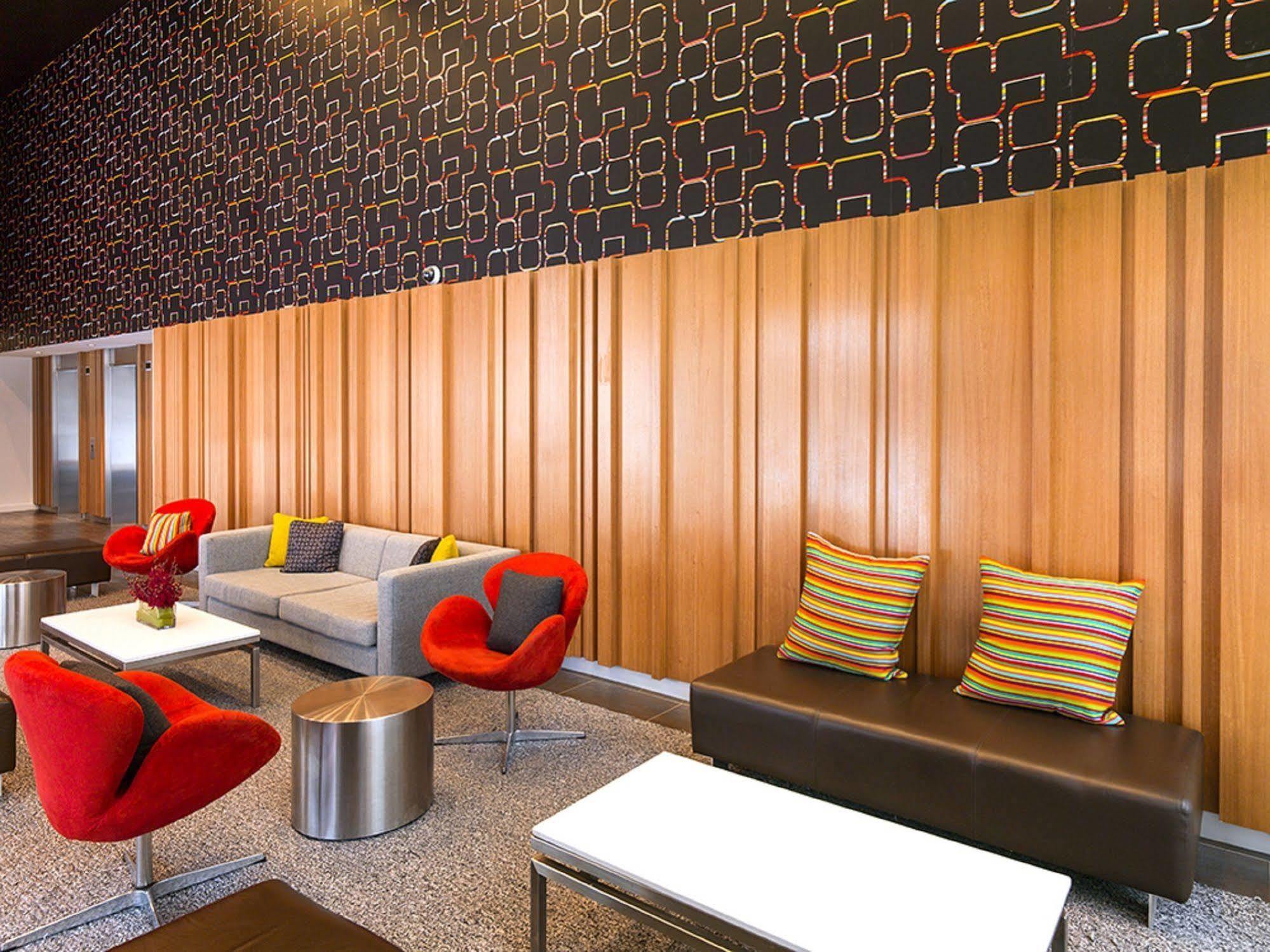 Travelodge Hotel Melbourne Docklands מראה חיצוני תמונה