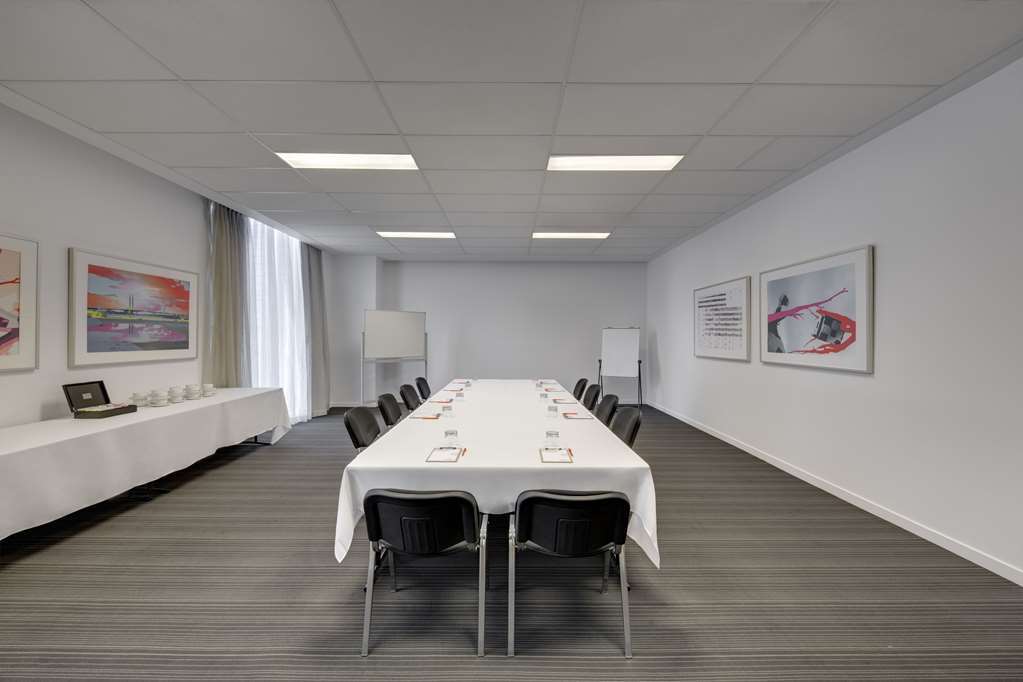 Travelodge Hotel Melbourne Docklands מתקנים תמונה